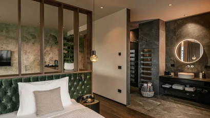 Ihr 4-Sterne-S-Hotel Tirolensis in Tisens