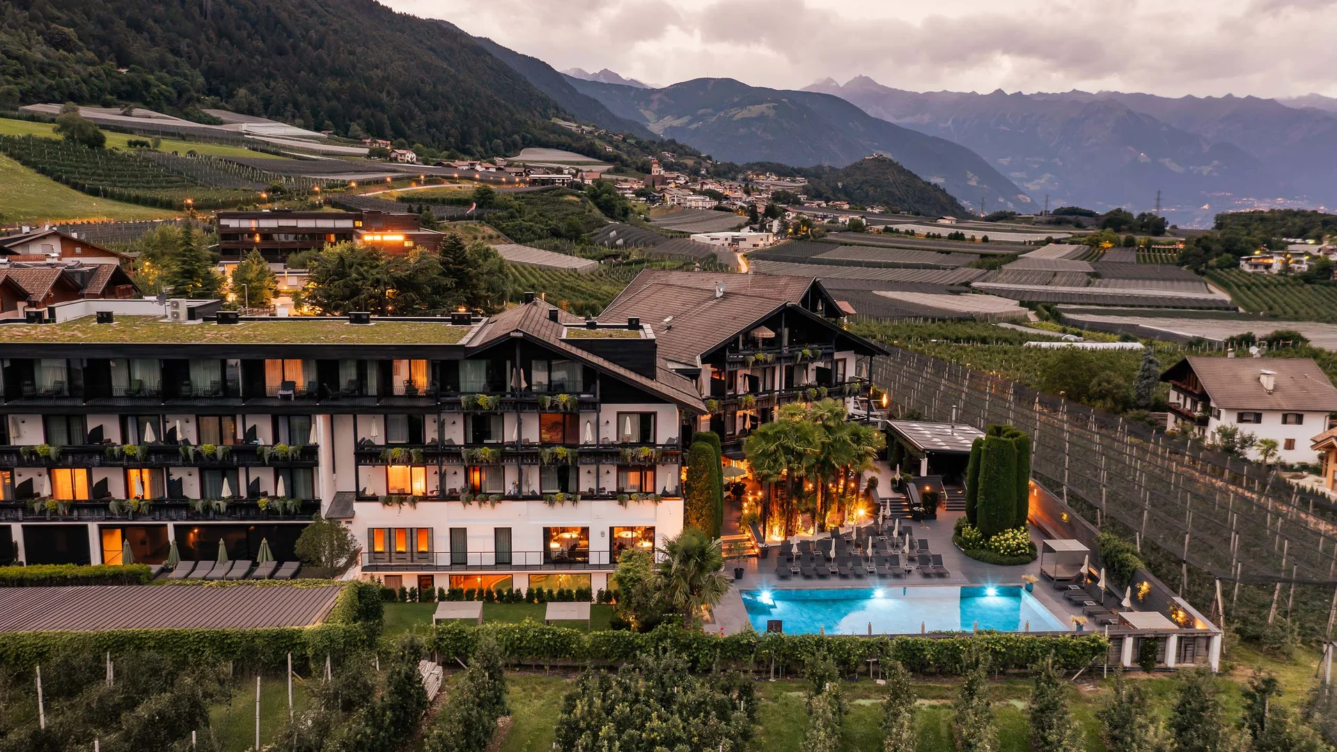 Ihr 4-Sterne-S-Hotel Tirolensis in Tisens